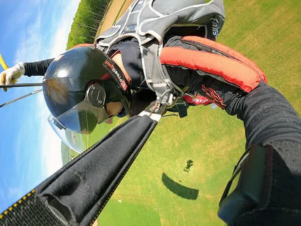 Skok s padalom - tadnji trenutki pred pristankom