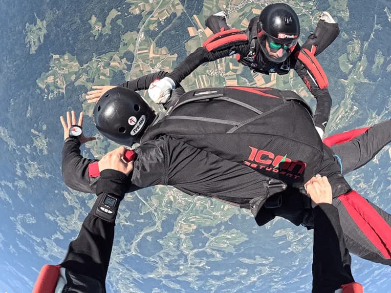 Skok s padalom - različni tipi višinomerjev