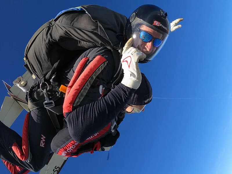 Odskok z letala - ekipa prostipad.si