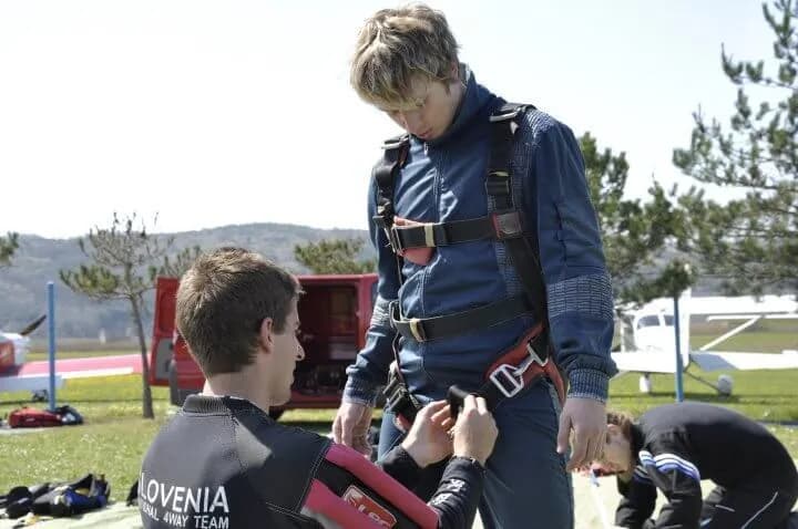 Priprave na tandemski skok leta 2010