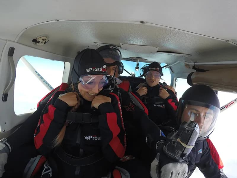 Navdušenje pred odskokom z letala