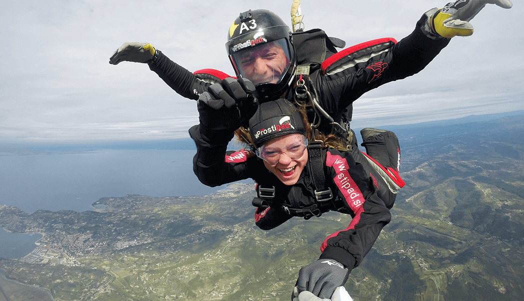 skok s padalom iz letala